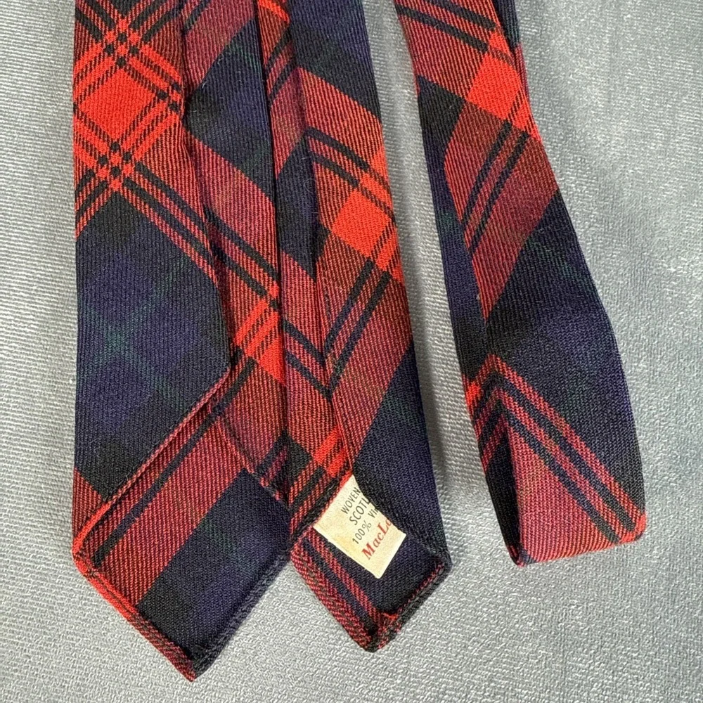 Vintage McLachlan Skinny‎ Tie Mens Navy Blue Tartan Wool Woven in Scotland Read